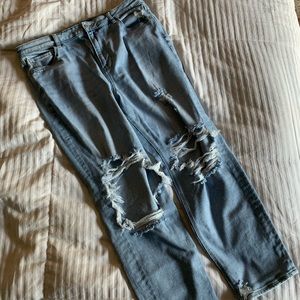 American Eagle mom jeans